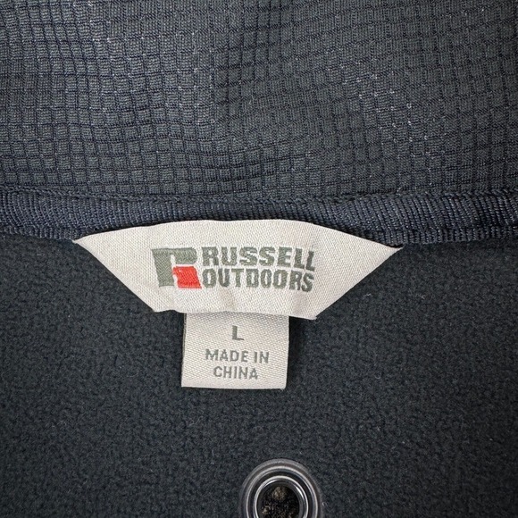 Russell Outdoors Realtree Atlas Colorblock Soft Shell Vest Men's L Camo RU604 - Picture 3 of 6